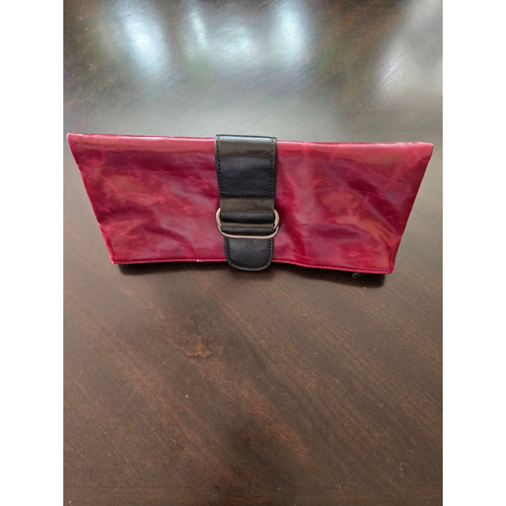 Women's Anthropoligie Shiraleah Vegan Leather Burgundy & Black Clutch One Size